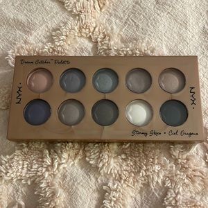 NYX | Stormy Skies Eyeshadow Pallette